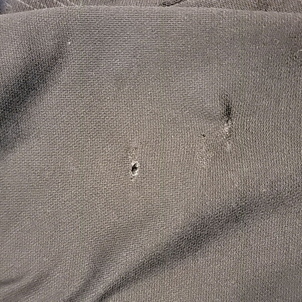 Under Armour long sleeve full zip - Picture 4 of 4